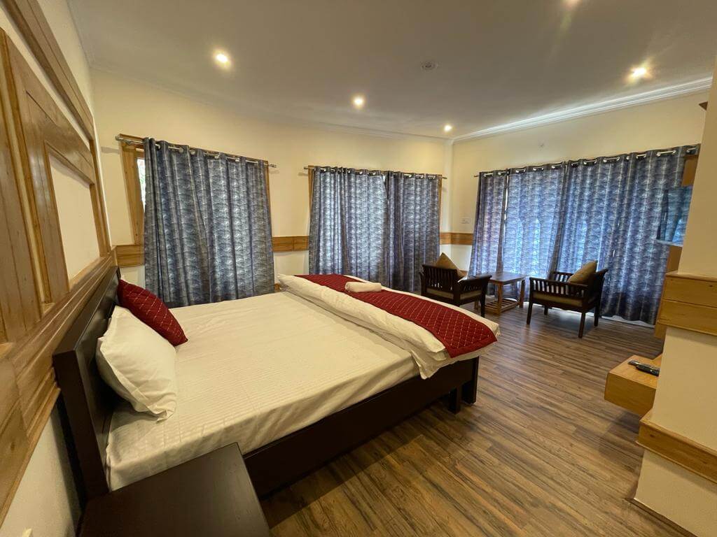 Room 4